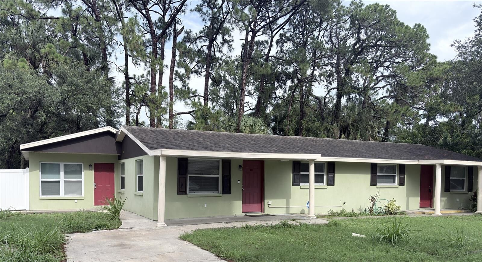 Property Photo:  5617 6th Street Court E A &Amp B  FL 34203 