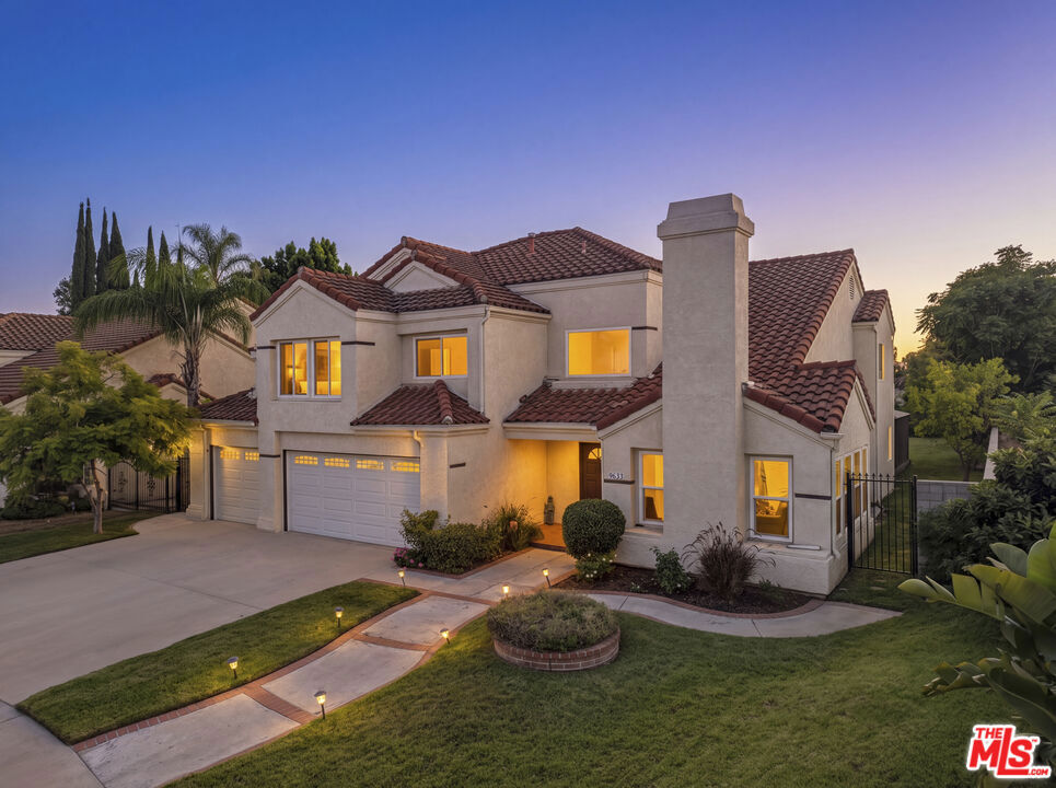 Property Photo:  9633 Lilly Court  CA 91325 
