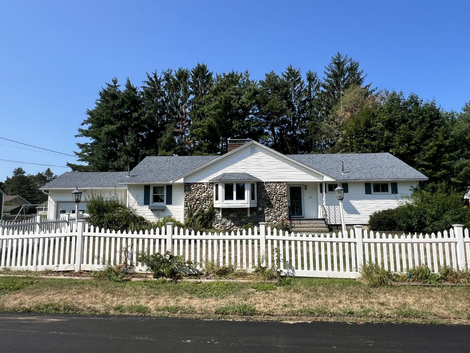 Property Photo:  219 Washington Street  ME 04412 
