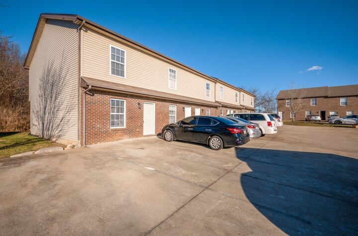 Property Photo:  525 Patriot Park G  TN 37042 