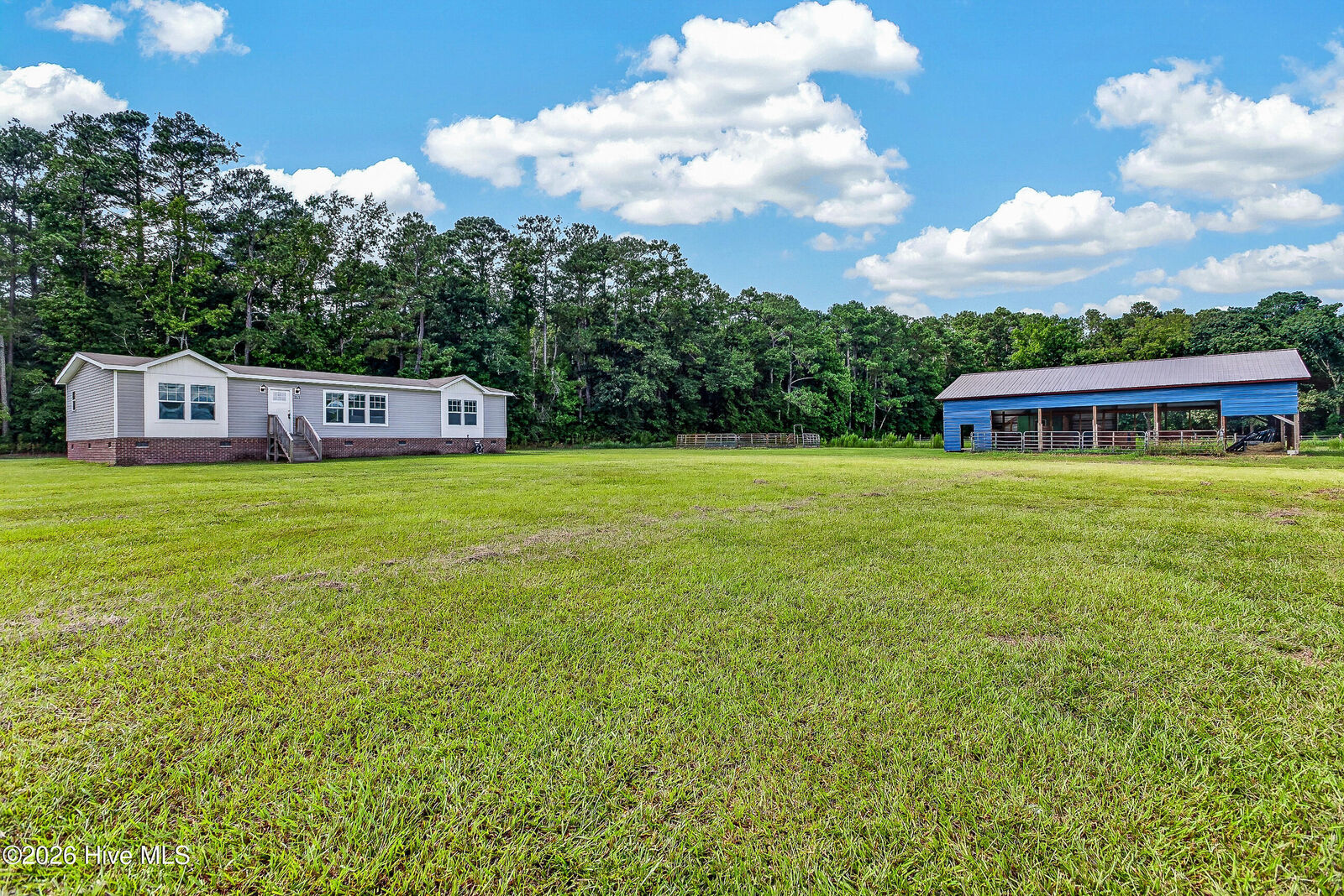 Property Photo:  221 Myrtle Sholar Road  NC 28466 