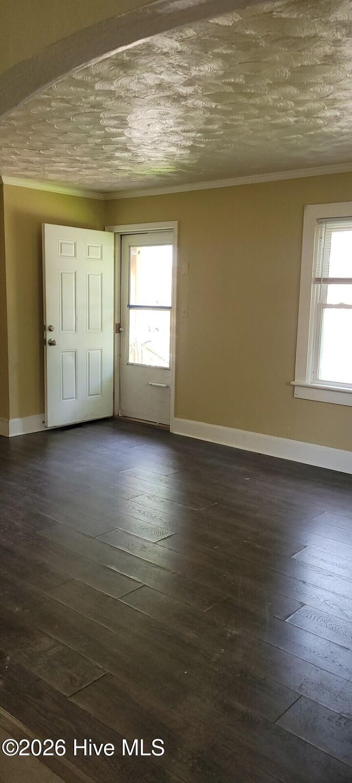 Property Photo: 305 Queen Street A NC 27909