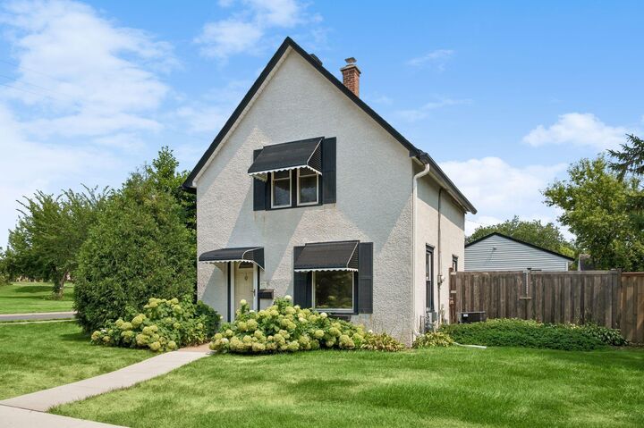 Property Photo: 333 8th Avenue N MN 55343