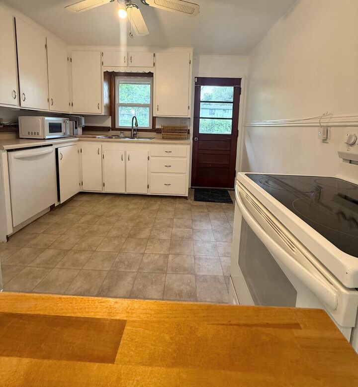 Property Photo:  10 Grim Drive  MO 63501 