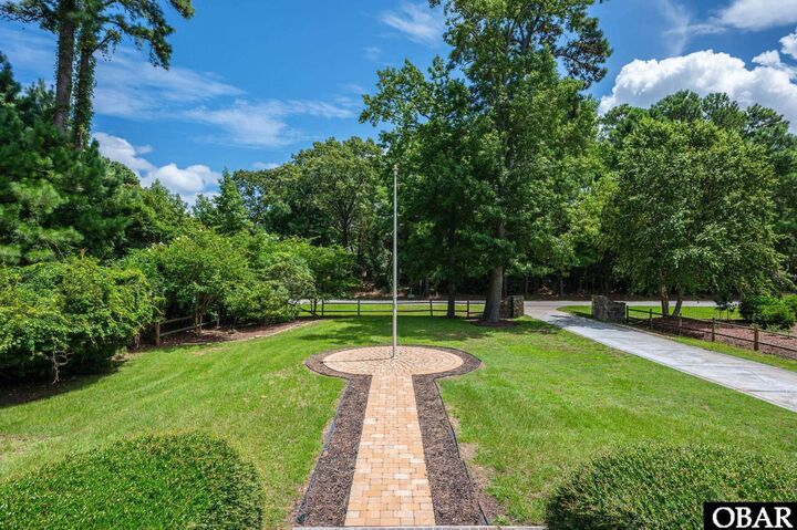 Property Photo: 3032 Martins Point Road NC 27949