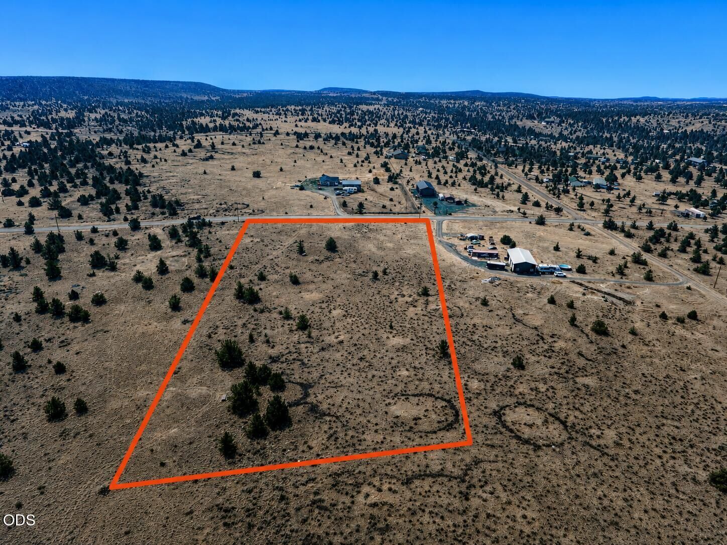 Property Photo: SE Iowa Road OR 97754