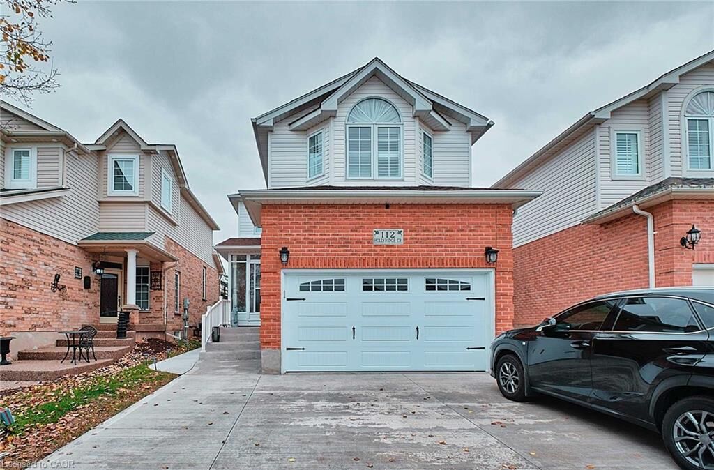 Property Photo:  112 Hollyridge Crescent Lower  ON N2N 3L9 
