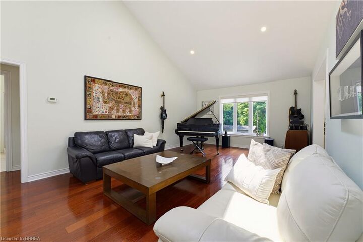 Property Photo: 27 King William Street ON N0E 1N0
