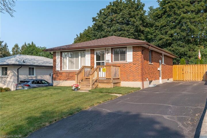 Property Photo: 22 Mountford Drive ON N1E 6E9