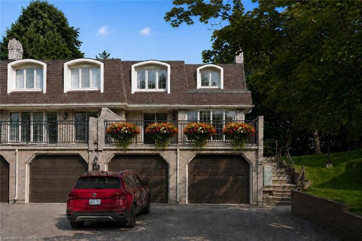 Property Photo: 477 Beechwood Drive 4 ON N2T 1H8