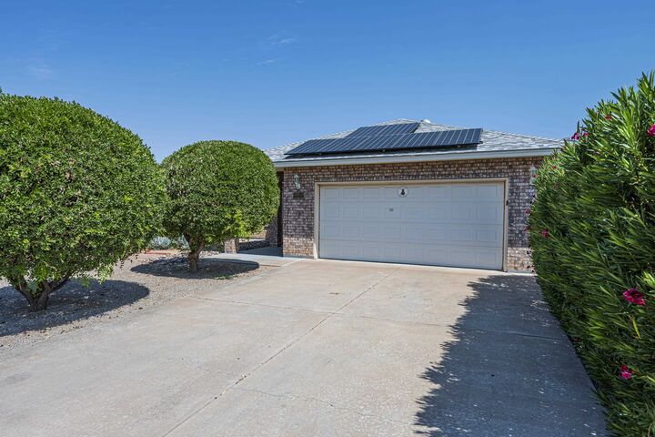 Property Photo:  1043 San Miguel St  NM 88310-4762 