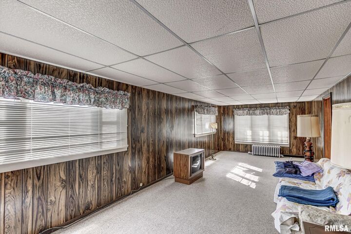 Property Photo:  200 S Maple Street  IL 62075 