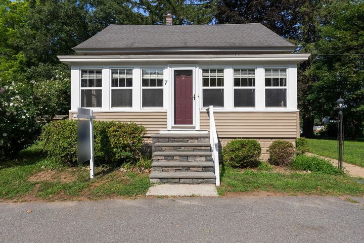 Property Photo:  7-A Upper Beacon Street  MA 01754 