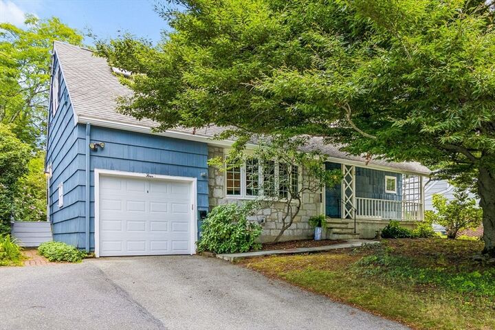 Property Photo:  4 Murdoch Road  MA 01760 