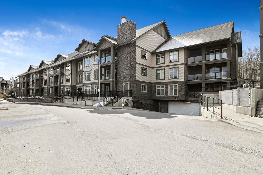 Property Photo:  25 Aspenmont Heights SW 313  AB T3H 0E4 