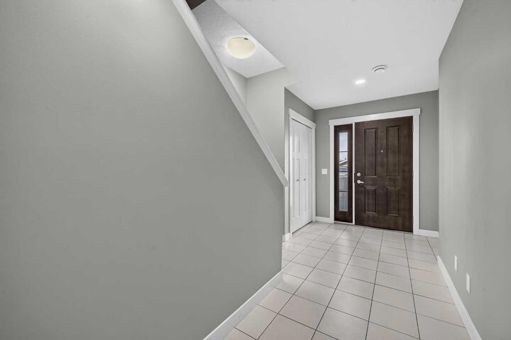 Property Photo: 905 Evanston Manor NW AB T3P 0R9