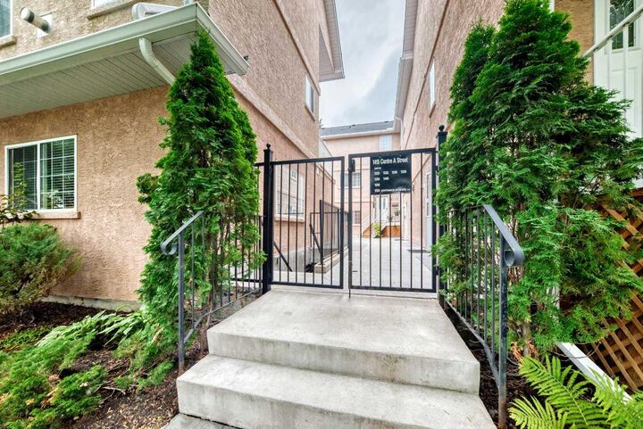 Property Photo:  1415 Centre A Street NE 156  AB T2E 2Z8 