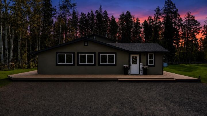 Property Photo: 71067 Township Road 38-0 AB T4T 2A3