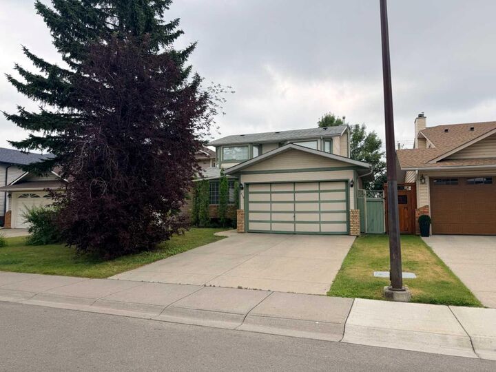 319 Sunvale Drive SE — photo 1