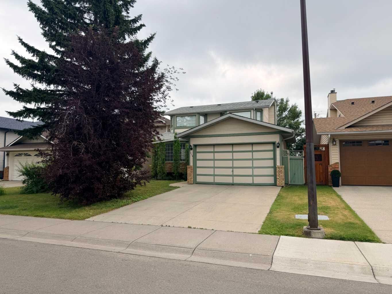 Property Photo: 319 Sunvale Drive SE AB T2X 3B8