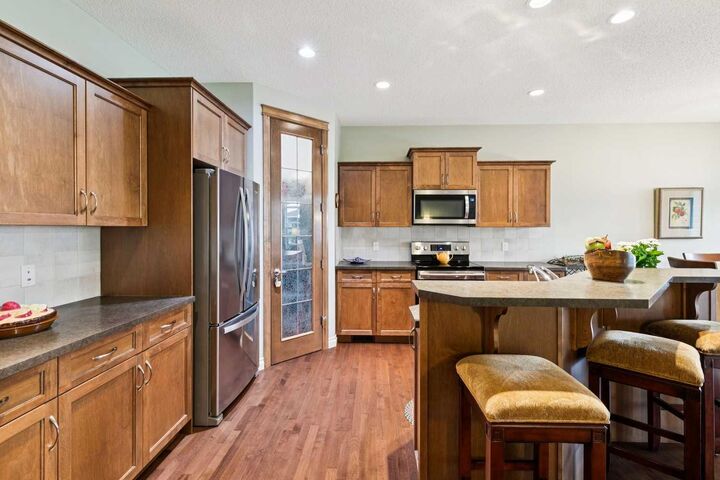 Photo de la propriété:  416 High Park Place NW  AB T1V 0A6 