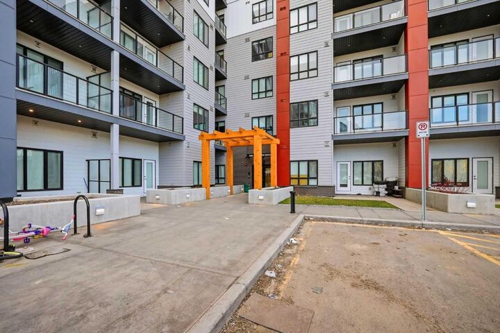 Property Photo:  60 Skyview Ranch Road NE 2303  AB T3N 2J8 