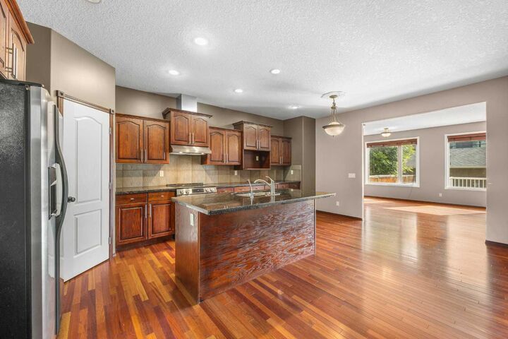 Property Photo: 3906 2 Street NW AB T2K 0Y6