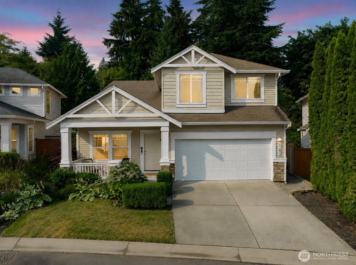 Property Photo: 13614 68th Drive SE WA 98296