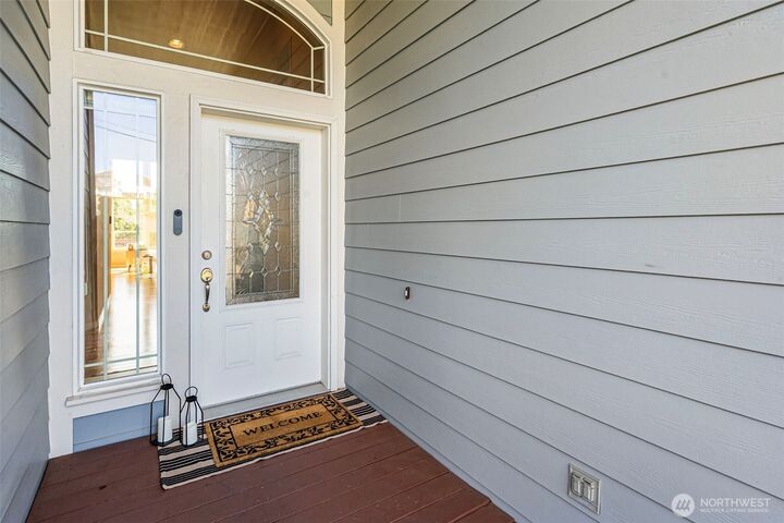 Property Photo: 4006 33rd Street NE WA 98422