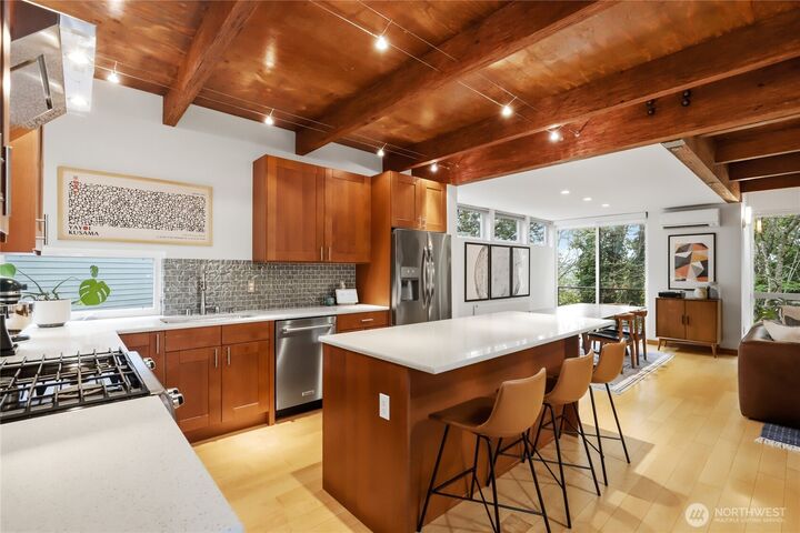 Property Photo:  4328 S Bennett Street  WA 98118 