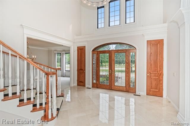 Property Photo:  5575 Murfield Drive  MI 48306 