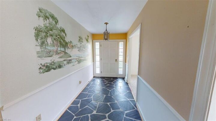 Property Photo:  205 Meadowfield Rd  VA 23692 