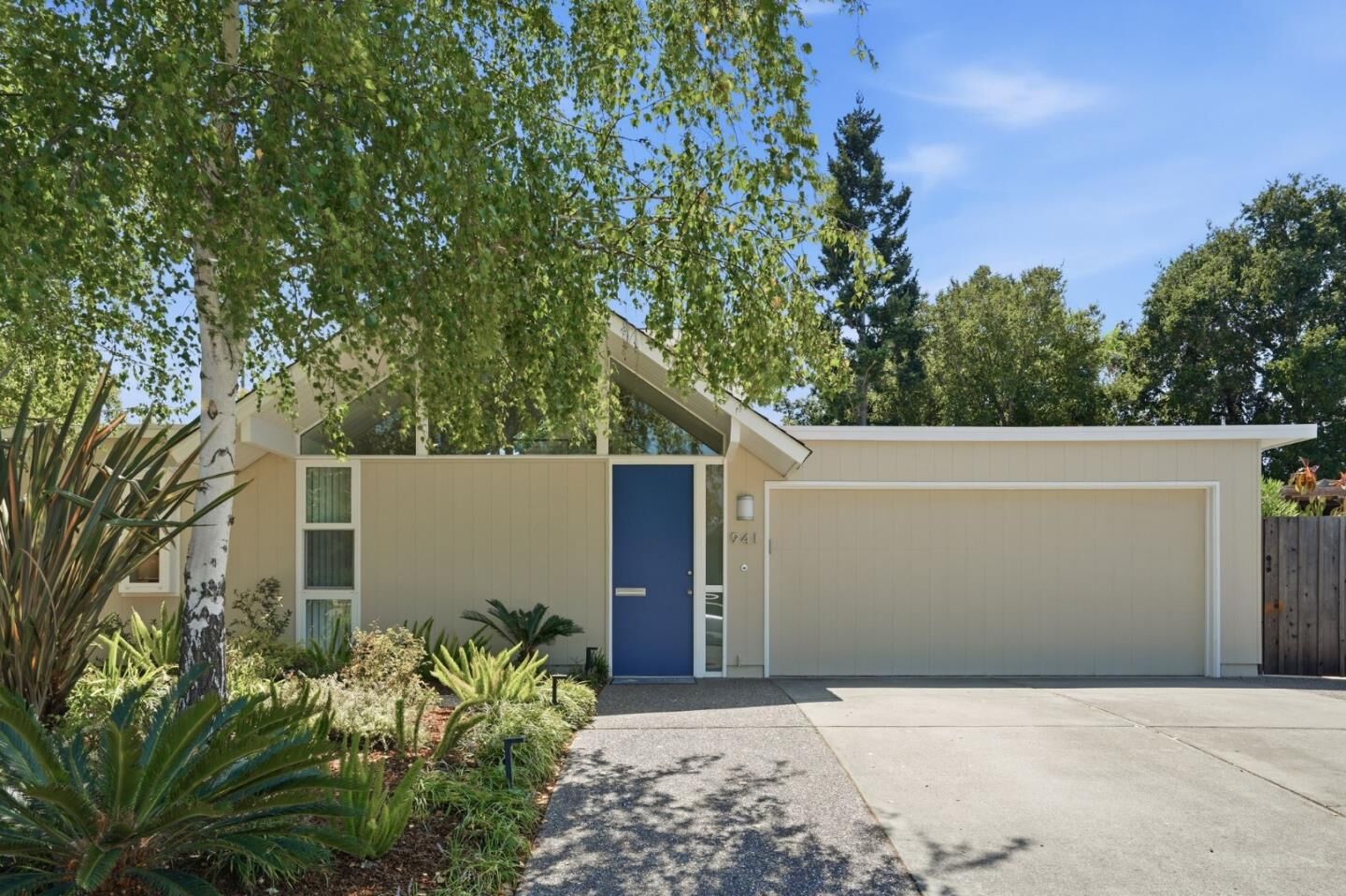 Property Photo: 941 Eichler Drive CA 94040
