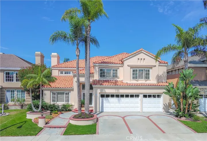 Property Photo:  21171 Hillsdale Lane  CA 92646 