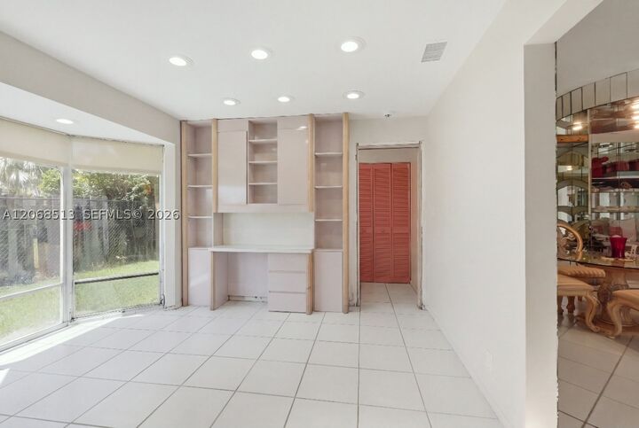 Property Photo: 7300 Corkwood Ter FL 33321