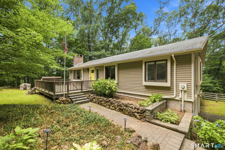 Property Photo:  92 Loper Street  CT 06489 