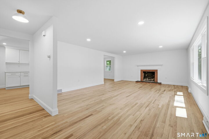 Property Photo:  16 Chadwick Drive  CT 06371 