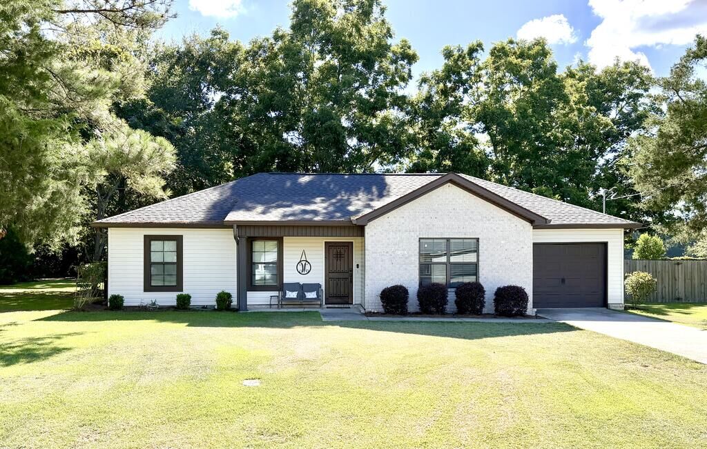 Property Photo: 43 Magnolia Street AL 36350