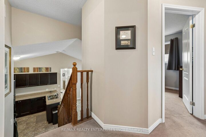 1621 Northfield Avenue — photo 1
