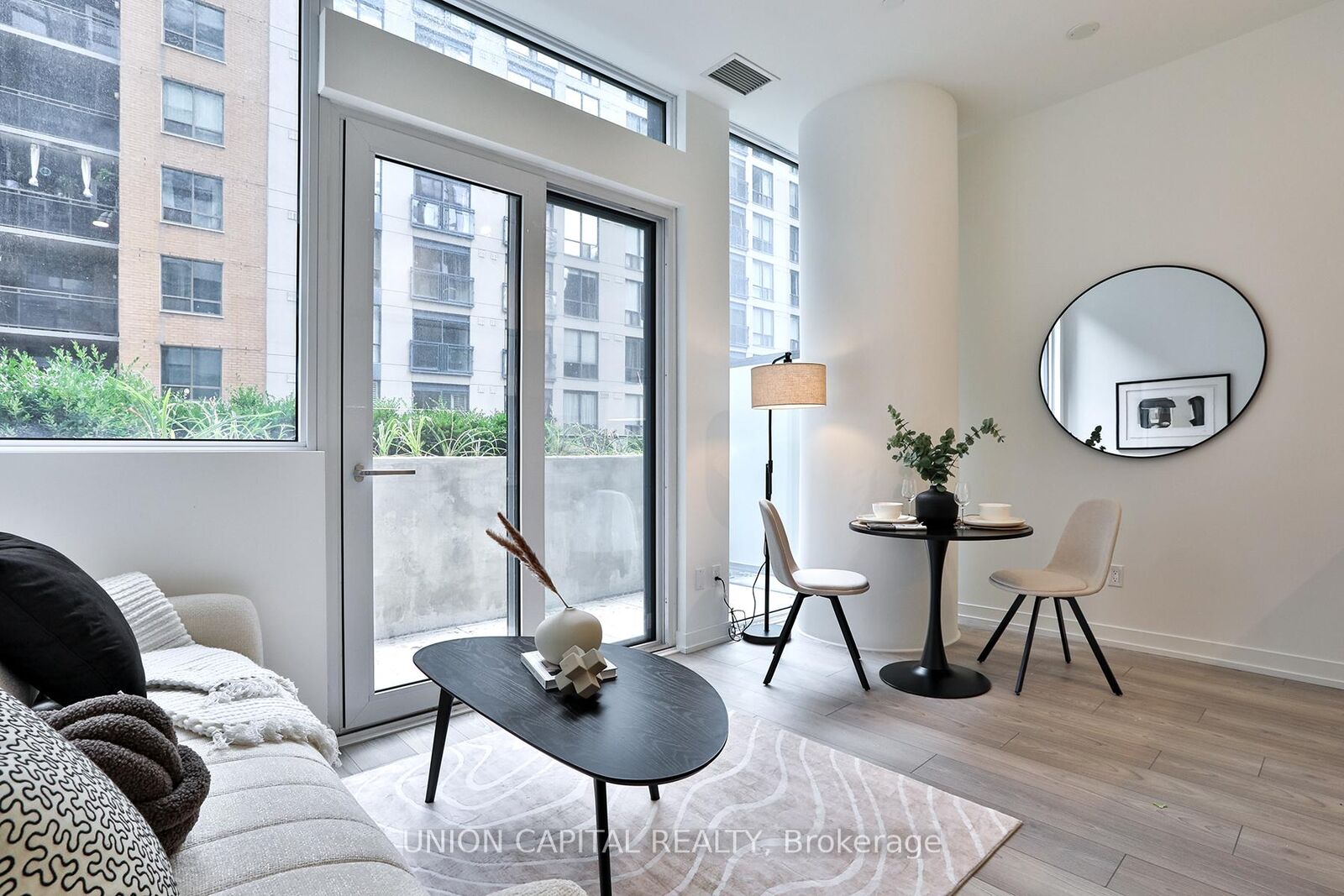 Property Photo:  82 Dalhousie Street 501  ON M5B 0C5 
