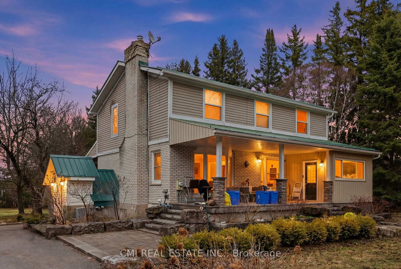Property Photo:  5607 Tenth Line  ON N0B 1T0 
