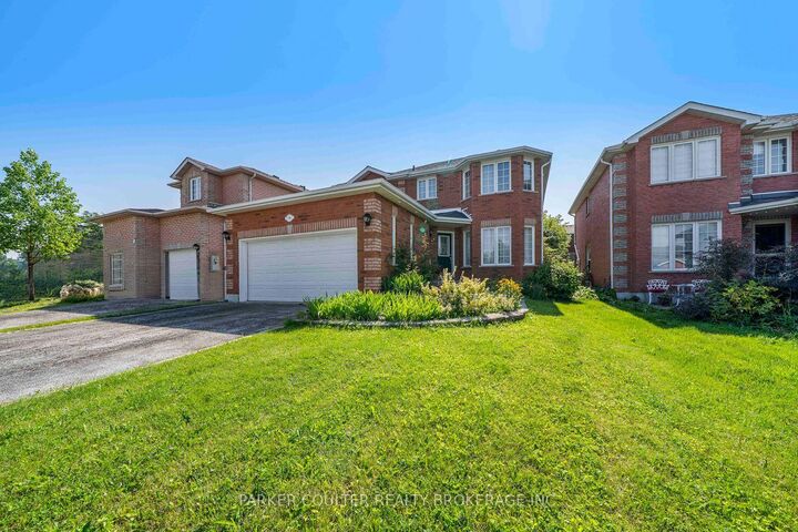 Property Photo: 15 Shaina Court ON L4N 9S6