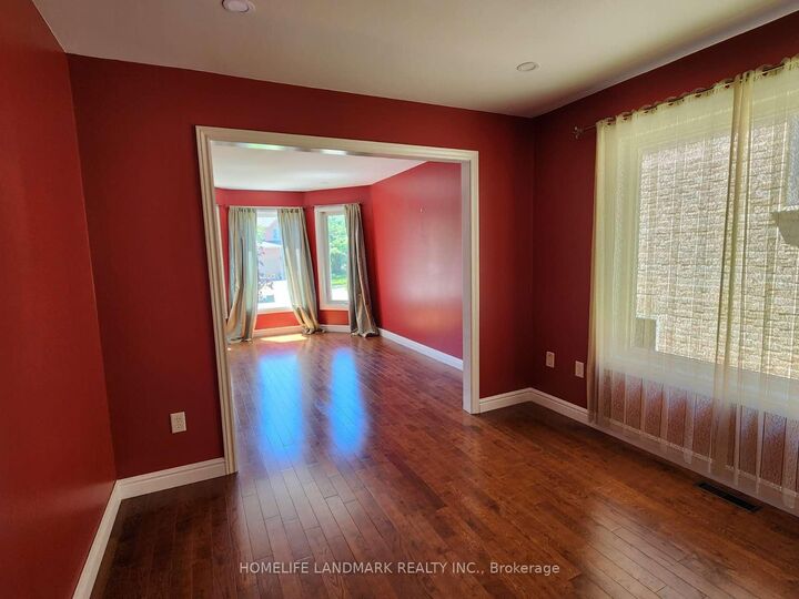 Property Photo:  7 Meyer Avenue  ON L4M 6X2 