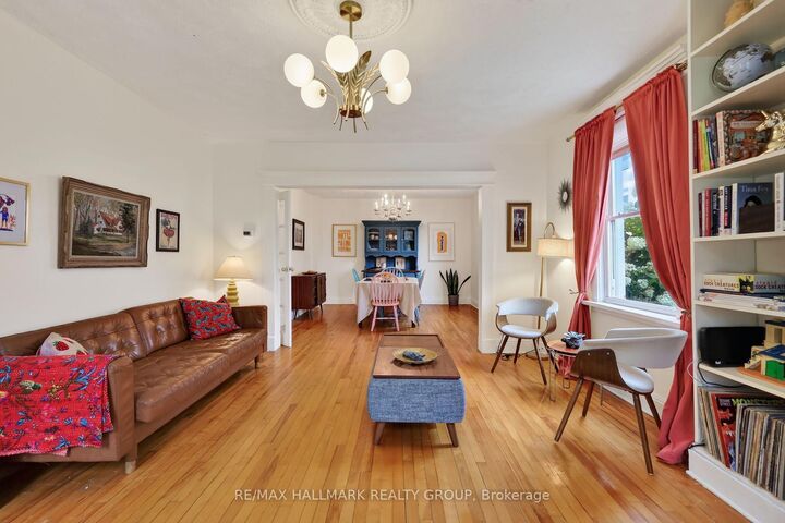 Property Photo:  664 Center Street  ON K1K 2N9 