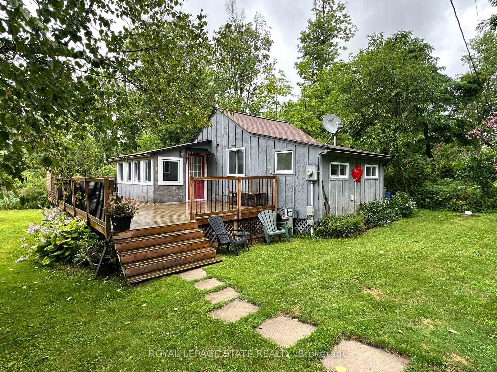 Property Photo: 716 Sandy Bay Road ON N1A 2W6