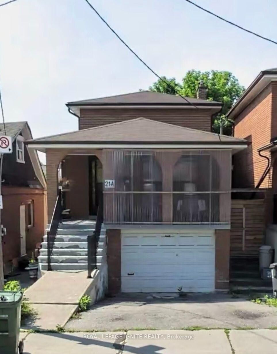 Photo de la propriété:  21A Lambton Avenue Bsmt  ON M6N 2S2 