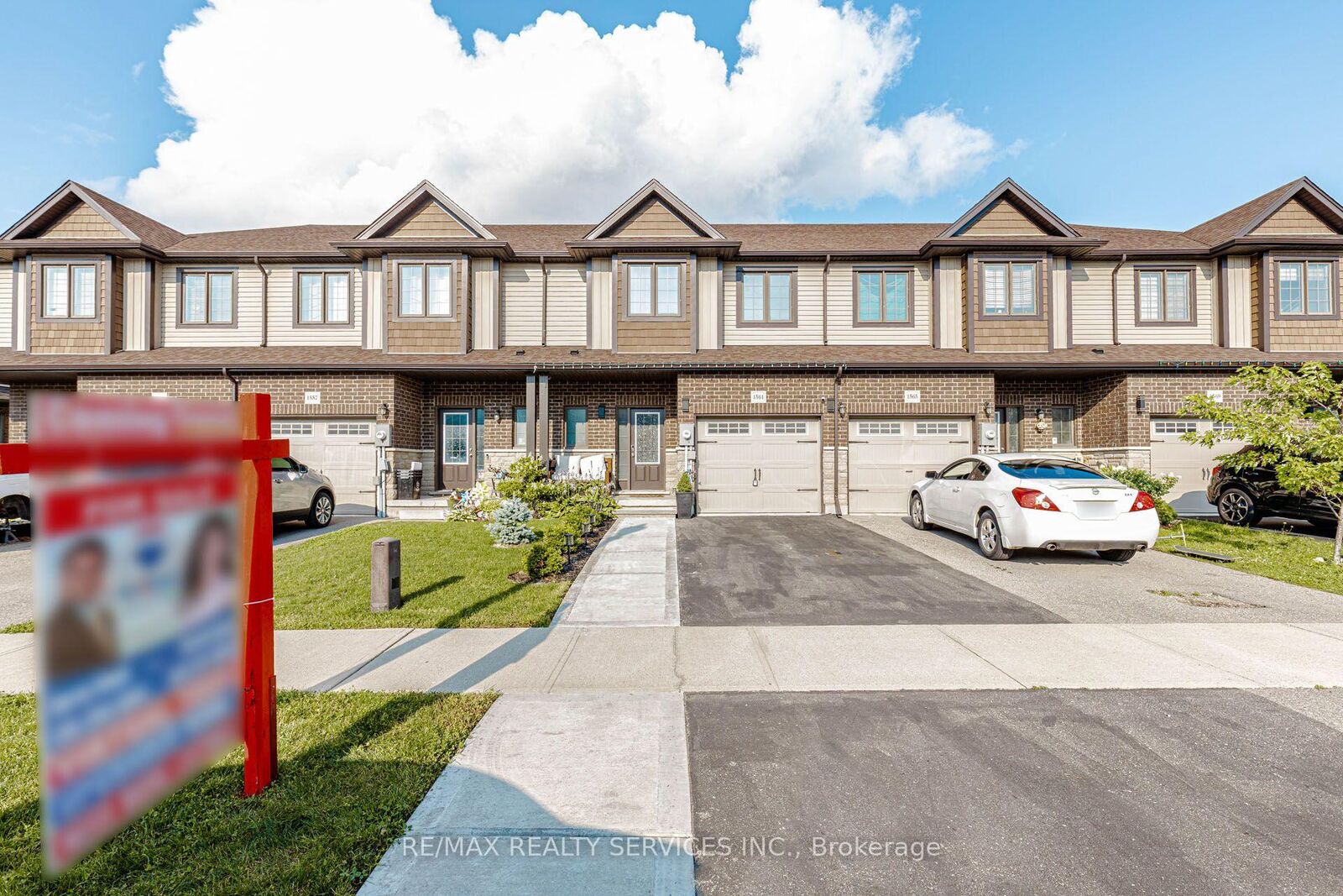 Property Photo:  1561 Dunkirk Avenue  ON N4T 0L1 