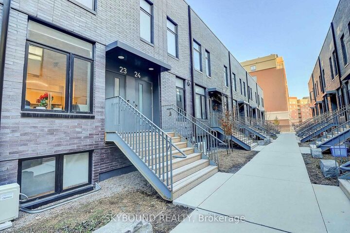 Photo de la propriété:  1720 Simcoe Street N 23 - Room 1  ON L1G 0C3 