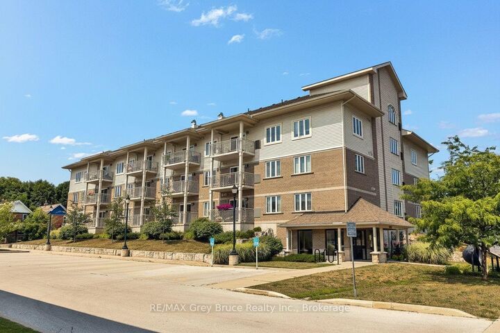 Property Photo: 1050 1st Avenue W 204 ON N4K 4K6