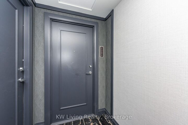 Photo de la propriété: 3525 Kariya Drive 1202 ON L5B 0C2